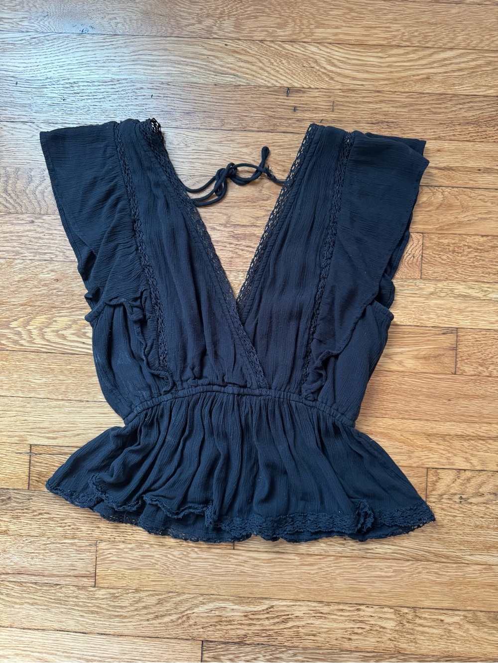 Abercrombie & Fitch Women’s Black V-Neck Peplum Top, Size Small